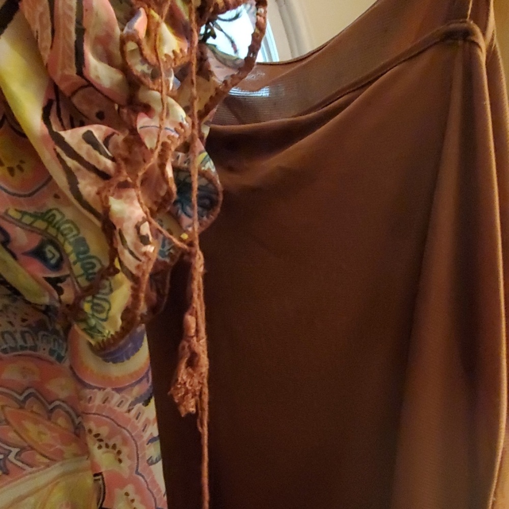 Dress - Picture 3 of 4